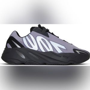 Yeezy Boost 700 MNVN - Geode